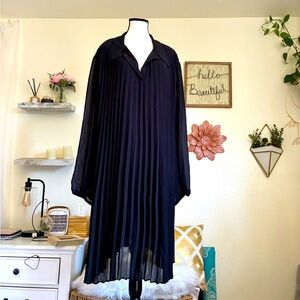 NWT Nine West Black Pleated Dress with Collar, size 4X